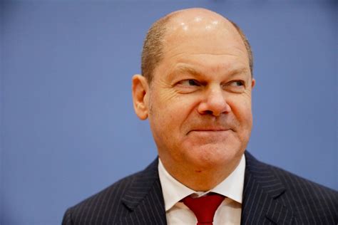 Bild zu: Vizekanzler Scholz bringt sich als SPD-Kanzlerkandidat ins ...