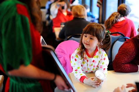 Cape Cod Polar Express: What to know about this Christmas train ride