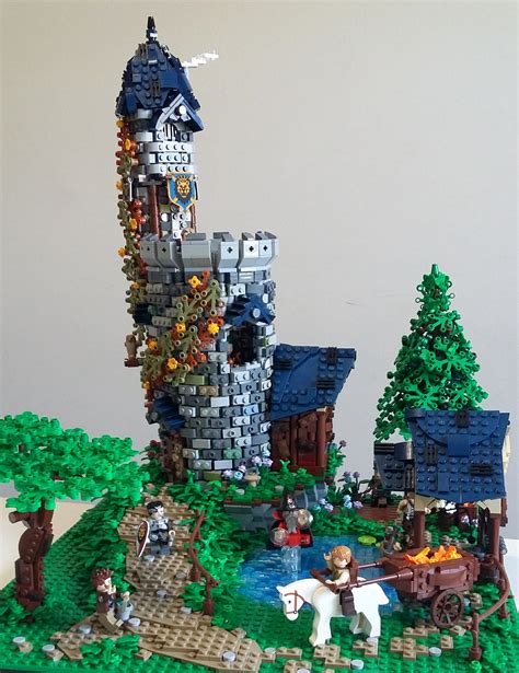 Pretty much finished my Medieval MOC. : r/lego