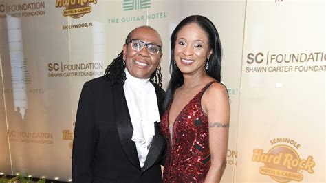 Jay-Z's Mother Gloria Carter Weds Longtime Partner