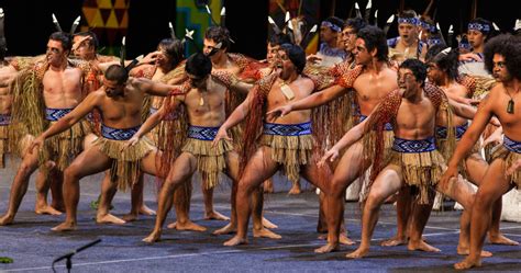 New Zealand Haka Dance | New Zealand Holiday Guide