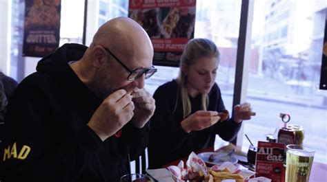 Free Wings: St. Louis Bar & Grill Opening First Location in Winnipeg