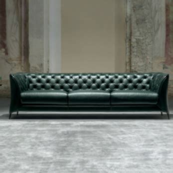 Seoul Modern Chesterfield Sofa - Couchlane