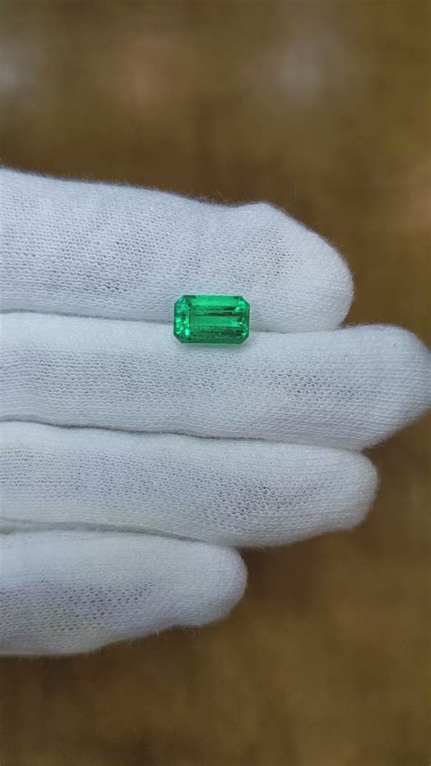 Loose Emerald - Emerald Cut 1.93 Ct. - #S4983 | The Natural Emerald Company