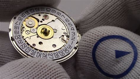 Mechanical watch movements in ascending order of complexity. The ...