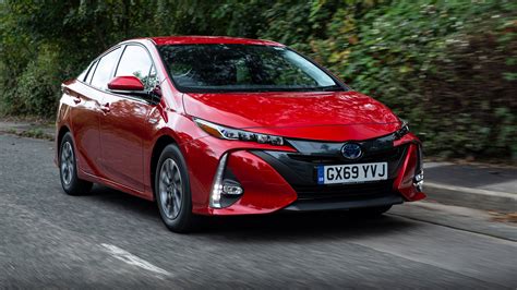 Toyota Prius Plug-In Carbuyer 2022 | Carbuyer