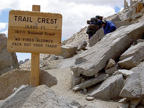 Trail Crest - Wikipedia