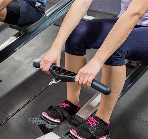 6 Reasons To Try A Rowing Workout | Henry Ford Health - Detroit, MI