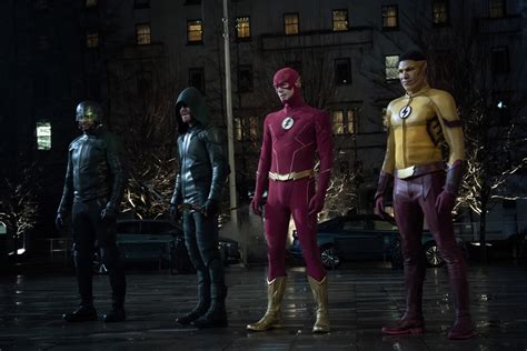 The Flash's Surprise New DC Heroes Just Set Up a Potential Future for the Arrowverse | Den of Geek