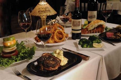 Review: Ringside Steakhouse in Portland Oregon