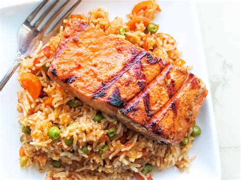 One Pot Cameroonian jollof rice with Salmon | Jollof rice, One pot ...