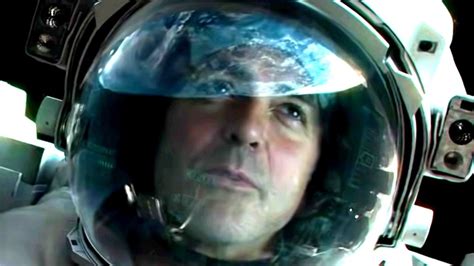 This George Clooney Scene Ruined Gravity According To Fans