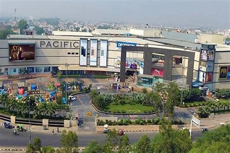 Best Shopping Places in Delhi - Places to visit in Delhi for Shopping