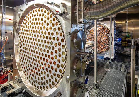 Scientists piece together the largest U.S.-based dark matter experiment