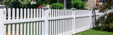 PVC Vinyl Fence | 35 Colors and 5 Woodgrains | Illusions Vinyl Fence