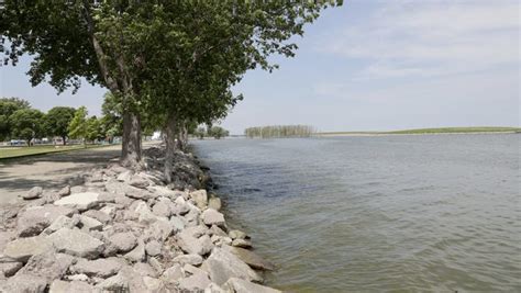 Bay Beach restoration: Algae a concern, but won't slow return of swimming