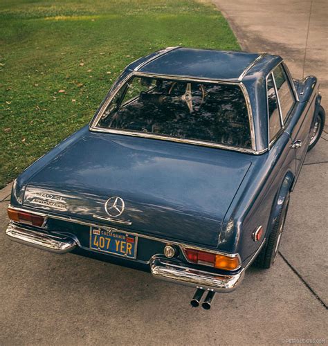 Why the Mercedes-Benz 280SL Pagoda Is Collectable - Petrolicious Petrolicious