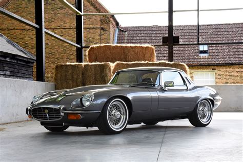 1974 Jaguar E-Type Series 3 Restomod Defines Perfection - autoevolution