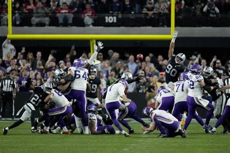 Vikings beat Raiders 3-0 in lowest-scoring NFL game in 16 years | MPR News