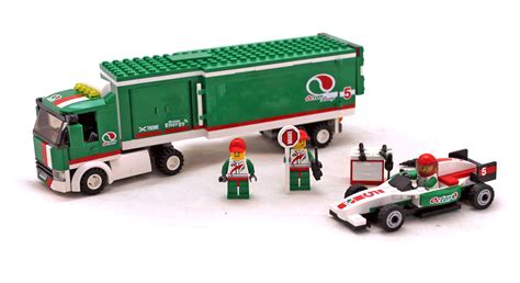 Grand Prix Truck - LEGO set #60025-1 (Building Sets > City)