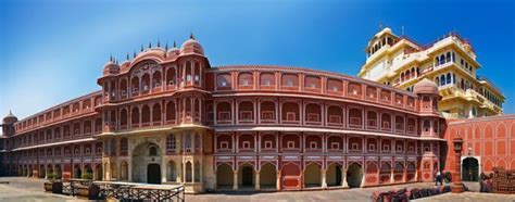 City Palace Jaipur – History, How to Reach, Inside Images | Thomas Cook