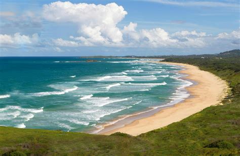 Woolgoolga Beach and Headland | Sydney, Australia - Official Travel & Accommodation Website