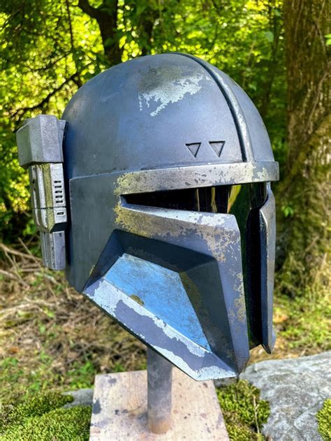 Paz Vizsla/Heavy Infantry Mandalorian Helmet | Etsy