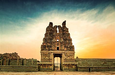 Hampi Tourism UNESCO World Heritage | Virupaksha Temple Karnataka