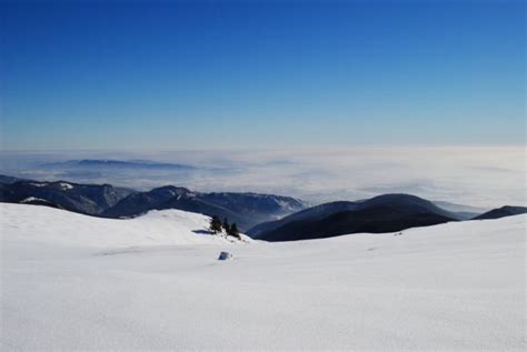 Best Ski Resorts in Romania [2024-2025 Winter Season Update]