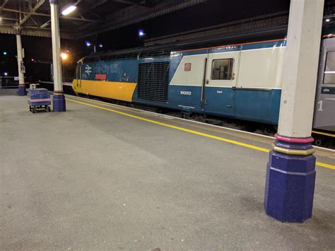 Intercity 125 Livery Class 43 at Exeter St David's : trains