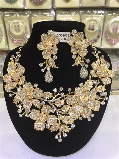 Luxury Gold Wedding Flower Necklace Earrings Set Chunky Statement Bridal Jewelry Set Crystal ...