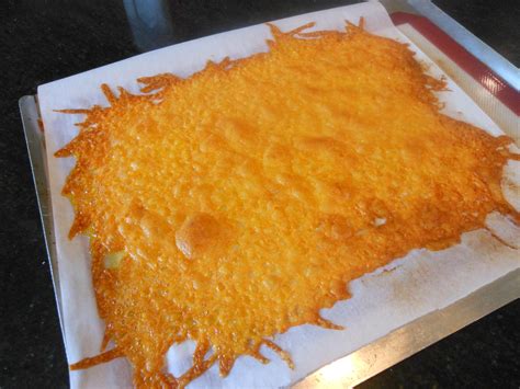 Real Good Recipes: Cheese Crisps