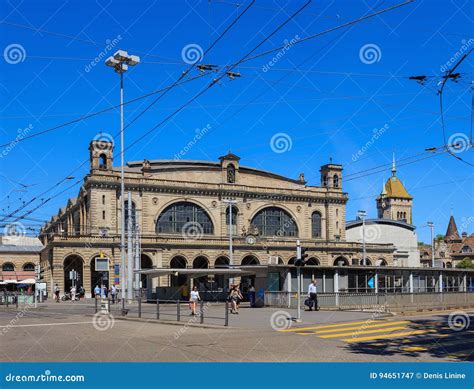 Building of the Zurich Main Railway Station in the City of Zurich, Switzerland Editorial ...