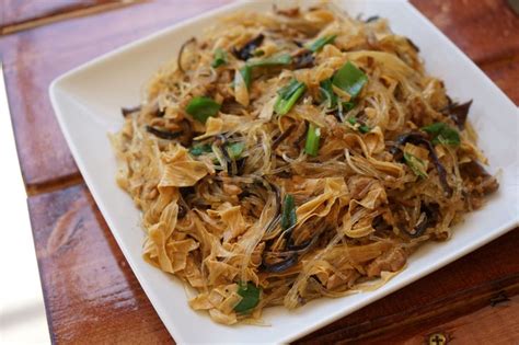 Cambodian Vermicelli Noodles - Cha Mi Suor | Vermicelli recipes, Asian recipes, Khmer food