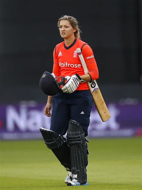 Sarah Taylor recalled in England Women squad