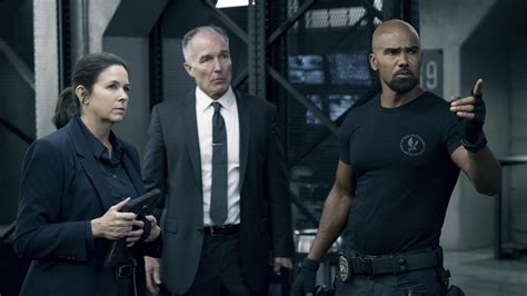 SWAT: Season Five; CBS Renewal Announced for 2021-22 - canceled + renewed TV shows, ratings - TV ...