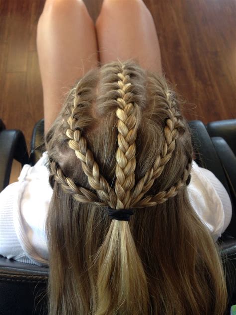 White girl corn rows | Cornrow hairstyles white, White girl braids, Cornrow hairstyles