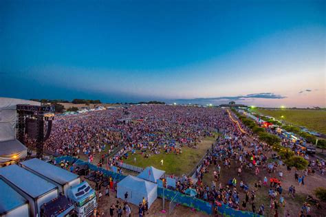 Outdoor concert series A Day On The Green to celebrate 500th show in ...