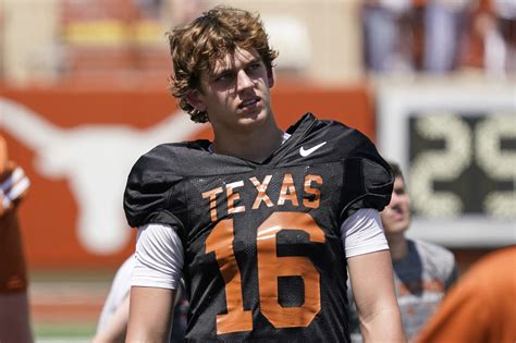 Texas Longhorns QB Arch Manning Net Worth: NIL Deal