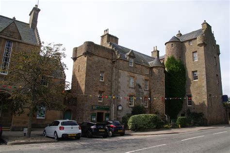 Dornoch Castle Hotel © Bill Boaden cc-by-sa/2.0 :: Geograph Britain and Ireland