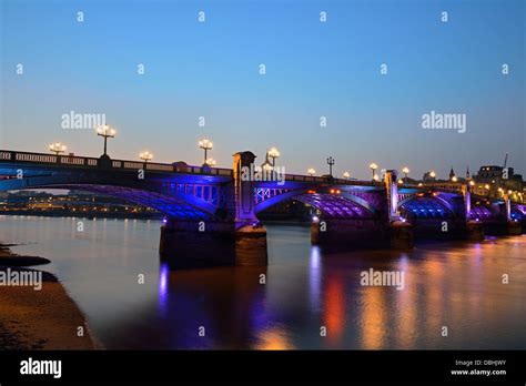 Southwark Bridge, London, United Kingdom Stock Photo - Alamy