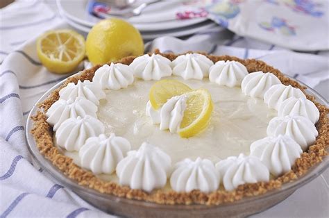 Lemon Chiffon Pie - Your Homebased Mom