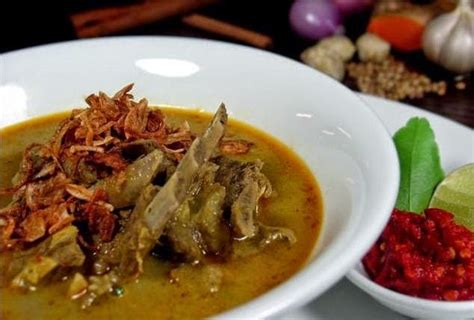 Easy Recipe to Make Gulai Kambing (Indonesian Lamb Curry) | Recipes Tab