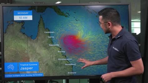 Cyclone Jasper forecast: Townsville, North Queensland in firing line as ...