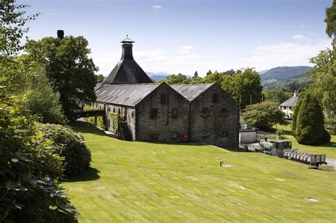 News: DEWAR's Aberfeldy Distillery Reopens - Edinburgers