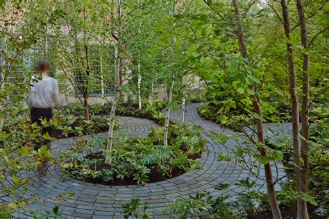 Exterior Gardens | Isabella Stewart Gardner Museum