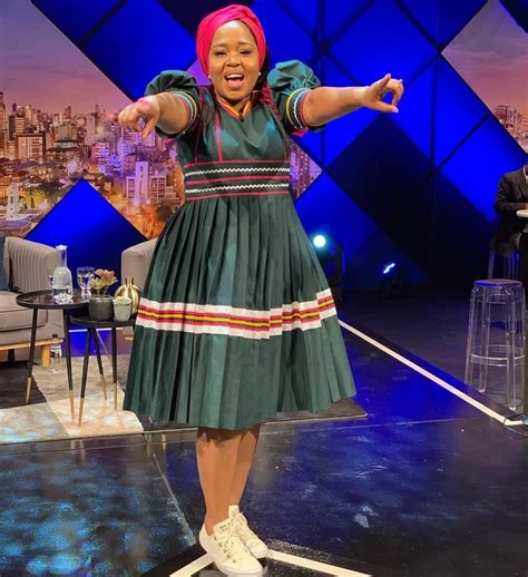 Doctor Winnie Mashaba rocking a traditional dress, dancing on stage at ...