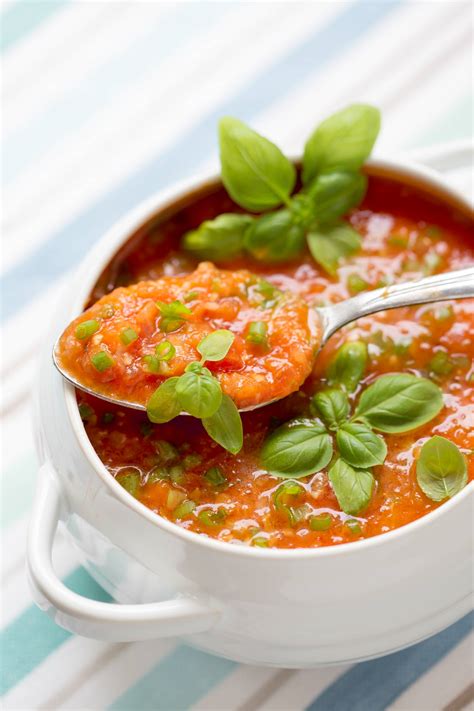 30 min FRESH TOMATO SOUP RECIPE | GARLIC MATTERS