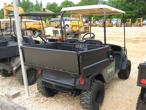 EZ-GO WORKHORSE GOLF CART, S/N 1499323, GAS ENG, A/T, LIFT KIT, DUMP ...