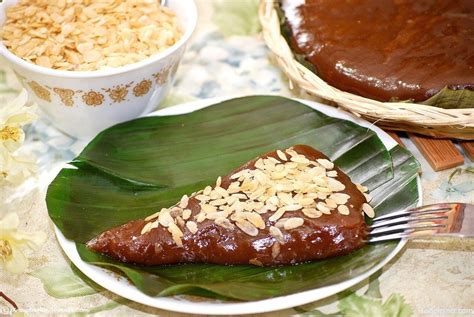 Kalamay with Pinipig Topping | FOODIPINO™ | Recipe | Filipino desserts, Pinoy food, Recipes